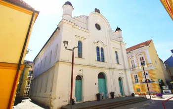 Jewish Cemetery and Synagogue in Břeclav